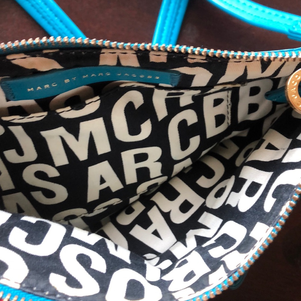 💕Marc by Marc Jacobs blue leather crossbody - Picture 4 of 5